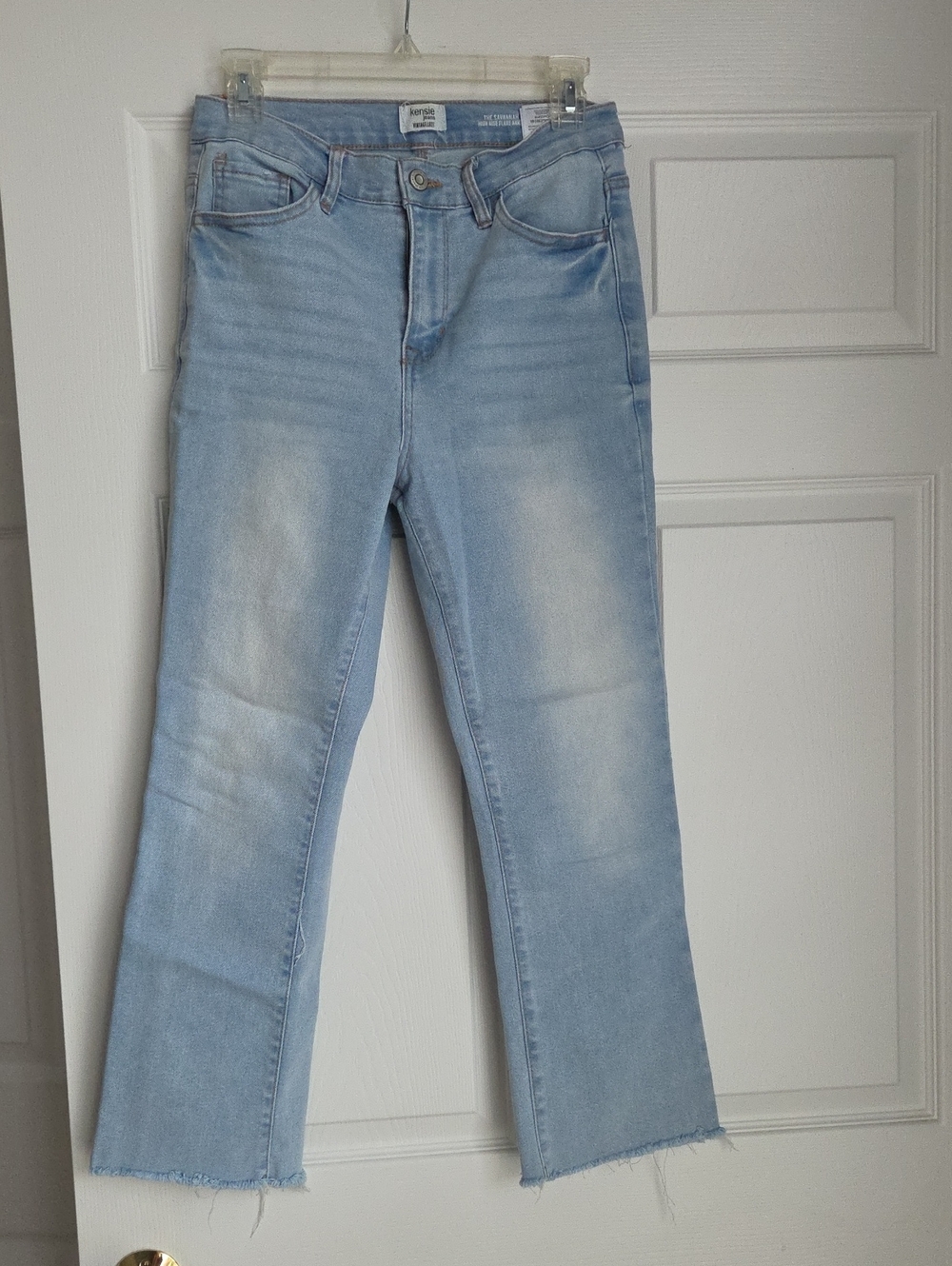 Kensie Light Wash Straight-Leg Jeans